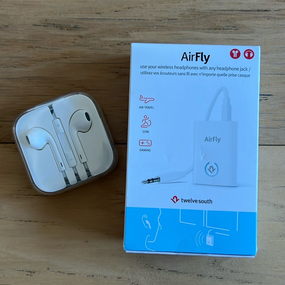 AirFly use your wireless headphones with any headphone jack + Apple headphones